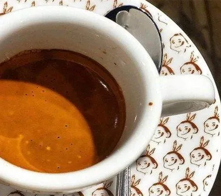 Alba Oda ve Kahvaltı